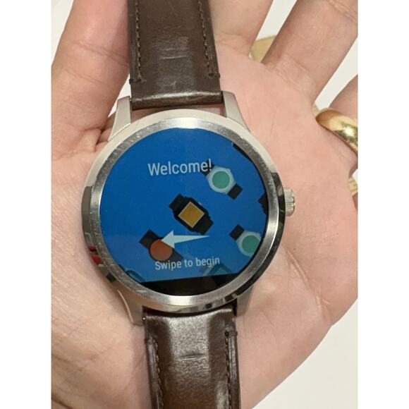 Fossil Smartwatch Q Founder DW1 Brown Leather Band With charger Base No Cable - Picture 10 of 11